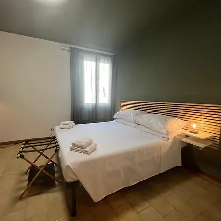 Casa Dora Sunflower פוצ'קיו